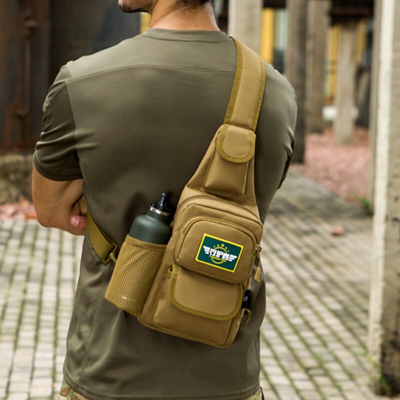 2025胸包男户外弹弓专用包运动战术帆布单肩斜挎多功能路亚小背包