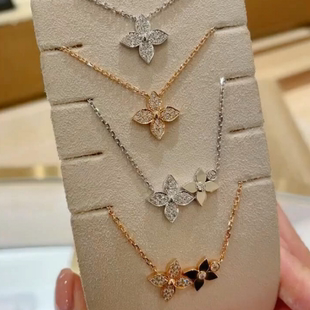 全新品 质四叶花满钻石项链女锁骨链不掉色单花双花白金