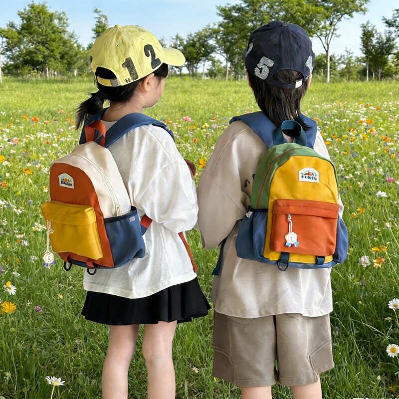 幼儿园双肩包儿童书包轻便小学男女童出游背包减负超轻户外春游