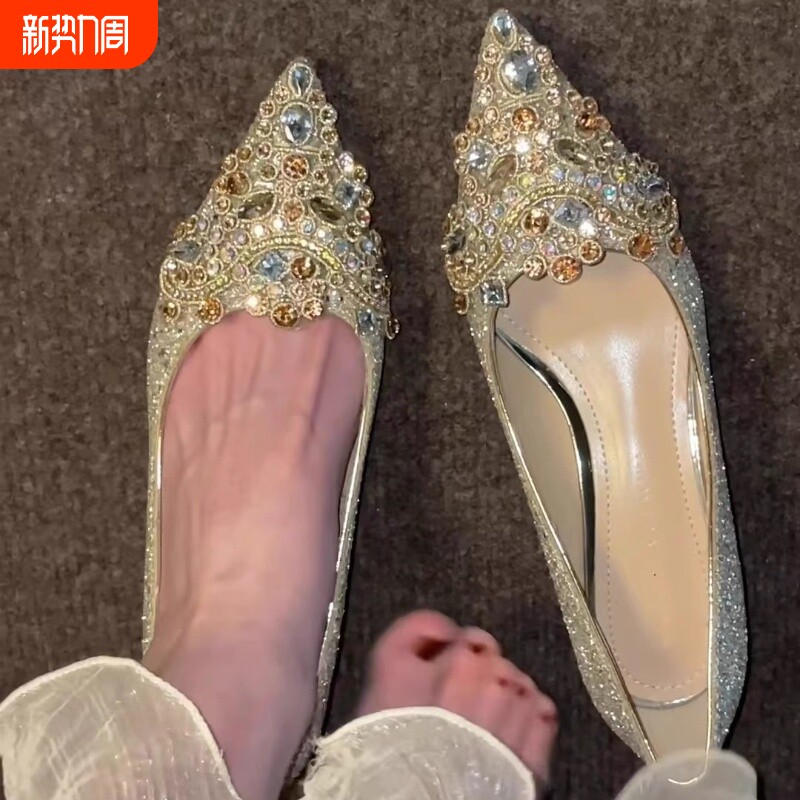 法式秀禾主婚纱高跟鞋女低跟孕妇水晶鞋金色婚鞋新娘鞋2024年新款