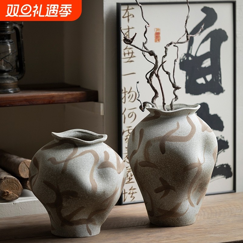 景德镇侘寂风陶瓷花瓶创意手捏款插干花花器客厅玄关复古装饰品
