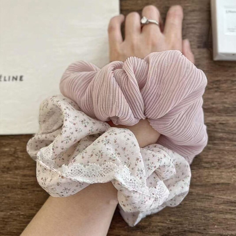 耐看温柔 藕粉色肠圈 蕾丝花苞大肠发圈碎花清新褶皱风琴头花发圈