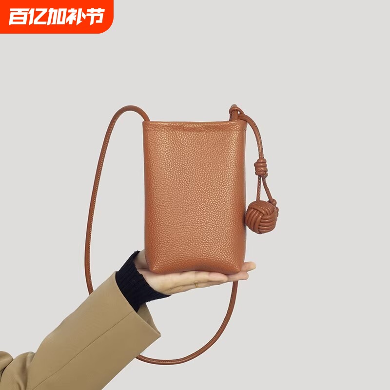 夏季超火高级感小众精致迷你包包女2026新款时尚手机包单肩斜挎包