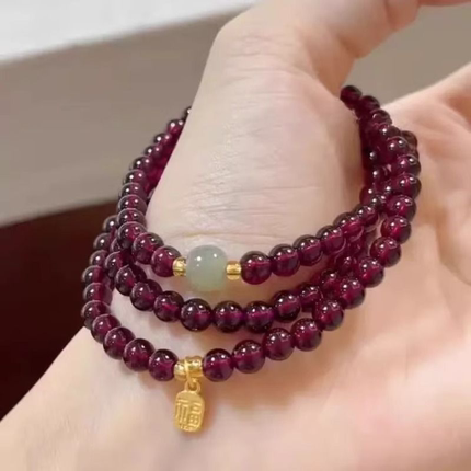 新中式酒红石榴石三圈串珠手链女小众高级感设计款和田玉手串手饰