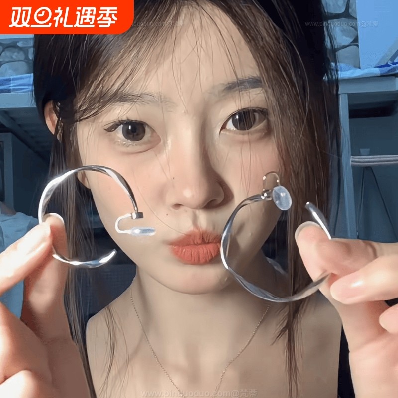 方圆脸天菜耳夹!!巨巨巨巨显脸小 明星素圈耳夹耳环简约高级感