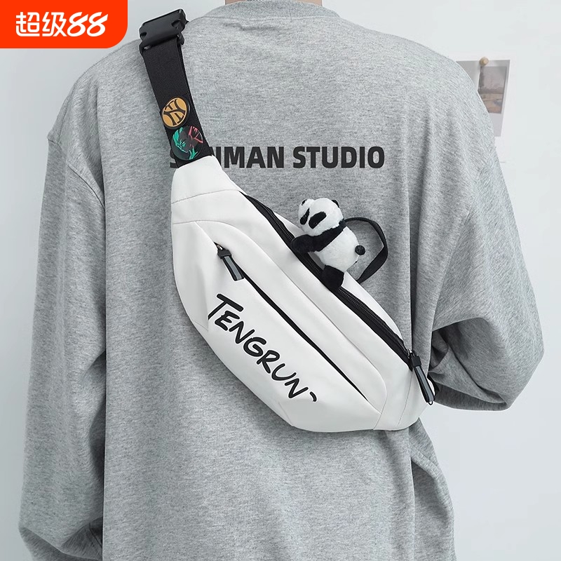 斜挎包男款潮牌潮流胸包男士背包