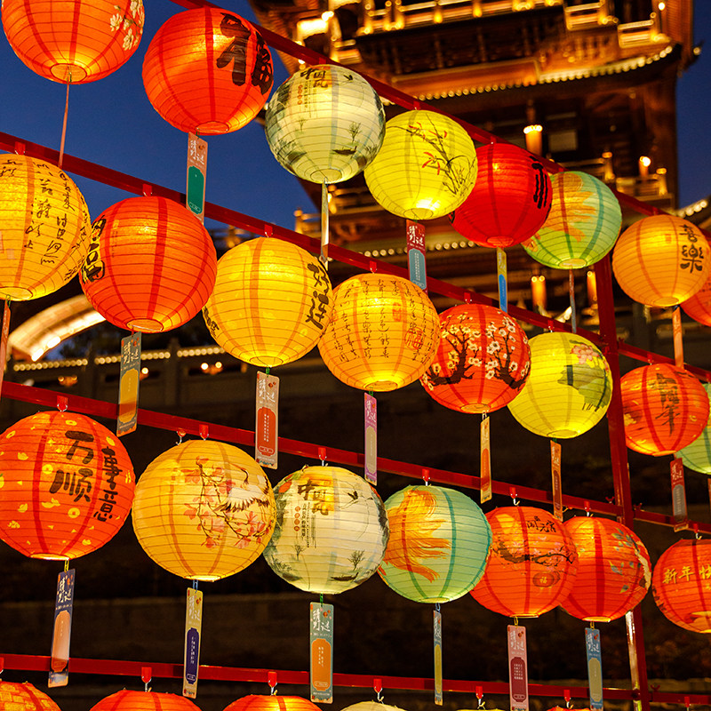 2026马年新款春节元宵纸灯笼装饰品发光花灯场景布置宫灯猜灯谜