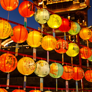 2026马年新款春节元宵纸灯笼装饰品发光花灯场景布置宫灯猜灯谜