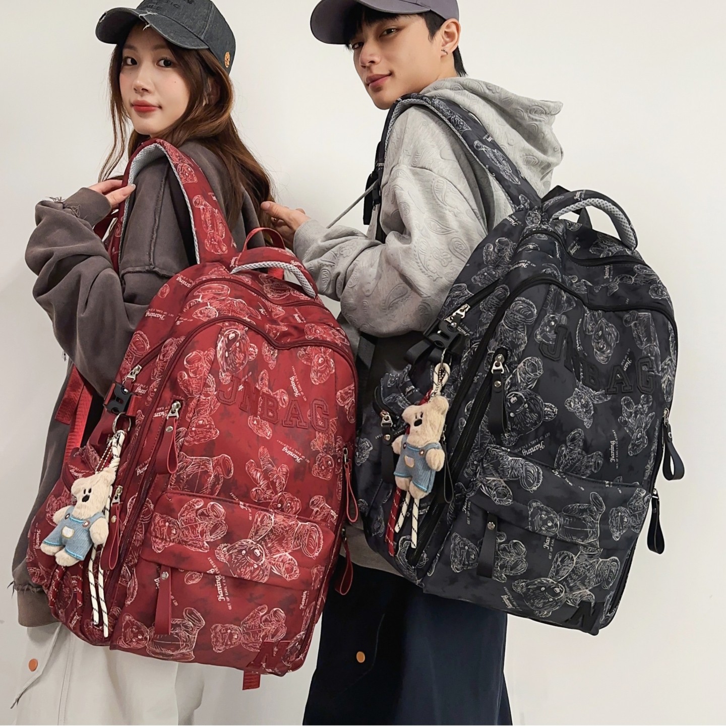 大容量书包男生初中学生印花小熊双肩包女旅行轻便校园高中生背包,箱包皮具/热销女包/男包,双肩背包,淘宝优惠券,粉丝福利购,淘宝优惠卷