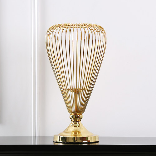 特价清仓现代极简金属摆件陶瓷鹿