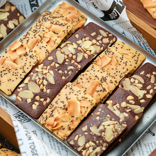 寻脆记巧克力味布朗尼脆片坚果薄脆小饼干奇亚籽椰子脆办公室零食