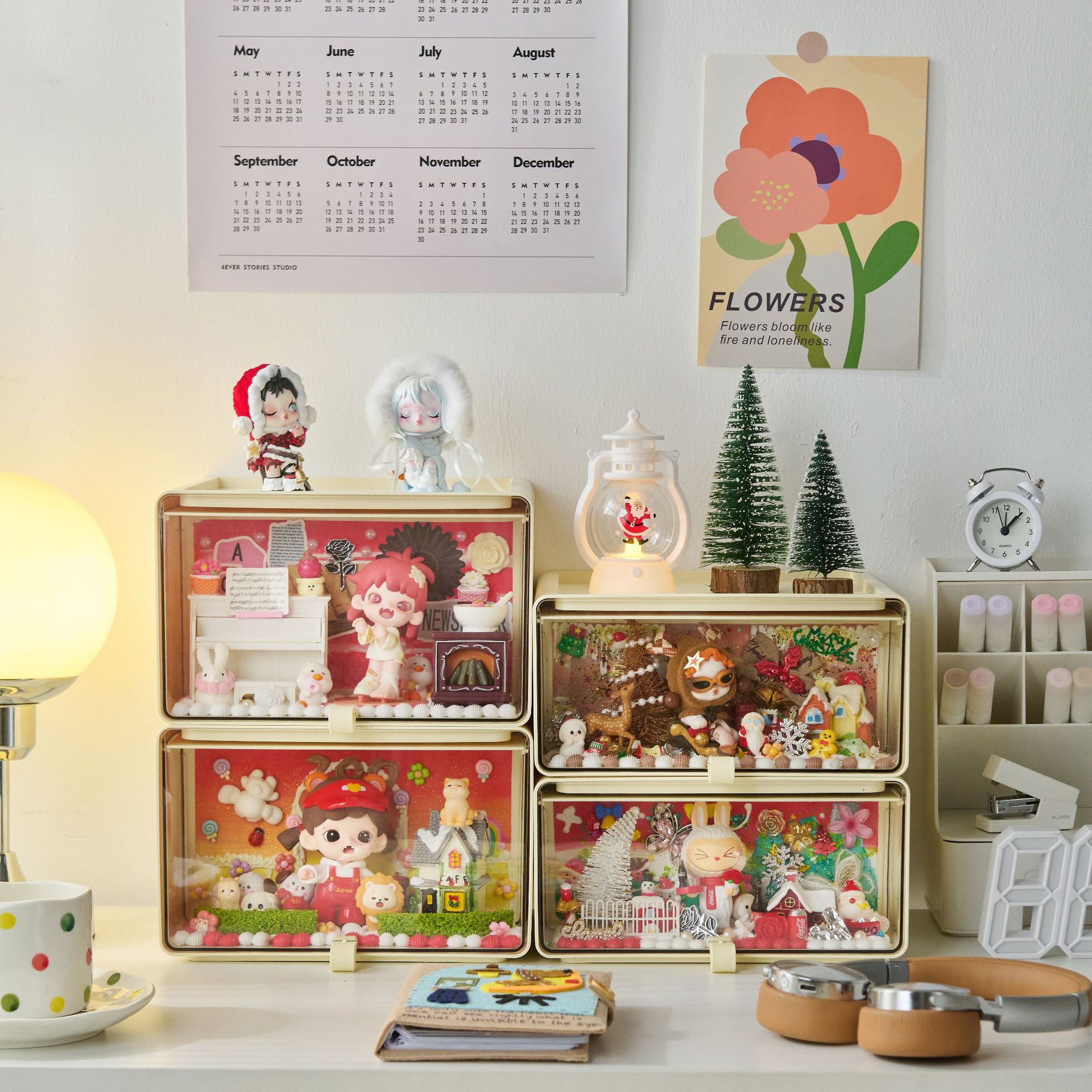 收纳收藏双用收纳盒桌面展示柜