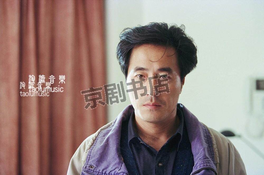 剧照:著名演员杨立新在电影《甲方乙方》技术员定妆照(五寸)_虎窝淘