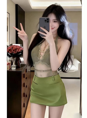 XZY 微胖纯欲辣妹绿色蕾丝V领挂脖背心女26年春季高腰半身裙套装
