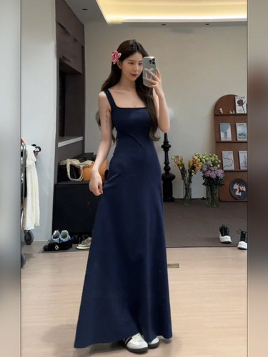 法式赫本风辣妹方领吊带连衣裙