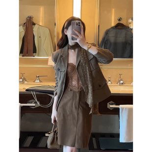 XZY 美拉德氛围感穿搭 微胖复古老钱风正肩翻领咖色外套女26年春季