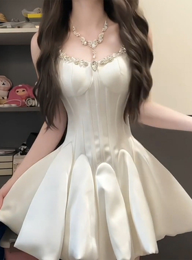 XZY 微胖贵气千金风闪钻吊带连衣裙女25年夏季收腰甜美公主礼服裙