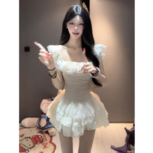 微胖纯欲甜美蕾丝花边鱼骨胸衣