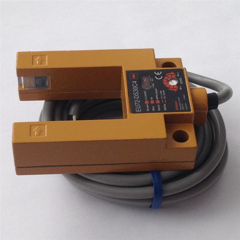 AOTORO 传感器 EU72-DS30C4/B4 替代 E3S-GS3E4 U型 槽型光电开关