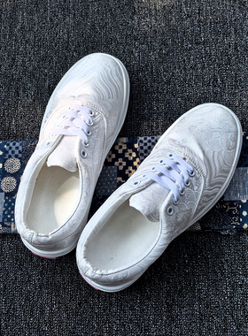 国潮原创新款白色刺绣帆布鞋男情侣百搭运动透气防滑潮流休闲板鞋