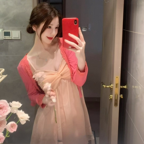 人面桃花*多巴胺吊带裙气质套装修身披肩开衫连衣裙两件套