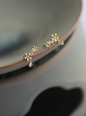 金花水滴 纯9K黄金镶锆钻迷你两朵小花水滴日韩耳钉499OK