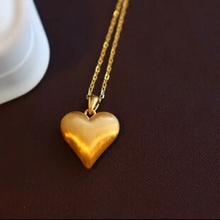 18K金拉丝爱心吊坠Au750彩金拉丝桃心复古百搭款黄金色吊坠锁骨链