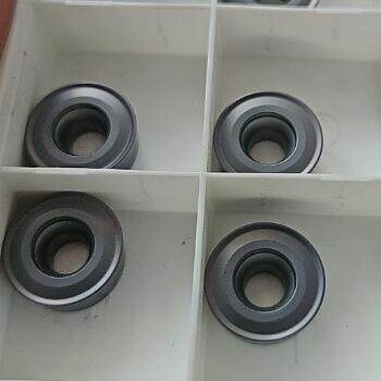 R6灰色黑色数控车刀片RCMT1204MO YBG302 YBG202钢件不锈钢通用