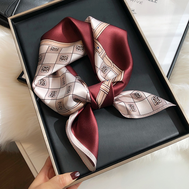 酒红色真丝丝巾中方巾100%桑蚕丝韩国小领巾秋冬百搭洋气时尚围巾