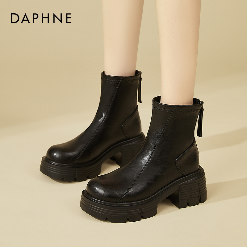 达芙妮厚底马丁靴女秋冬加绒短靴