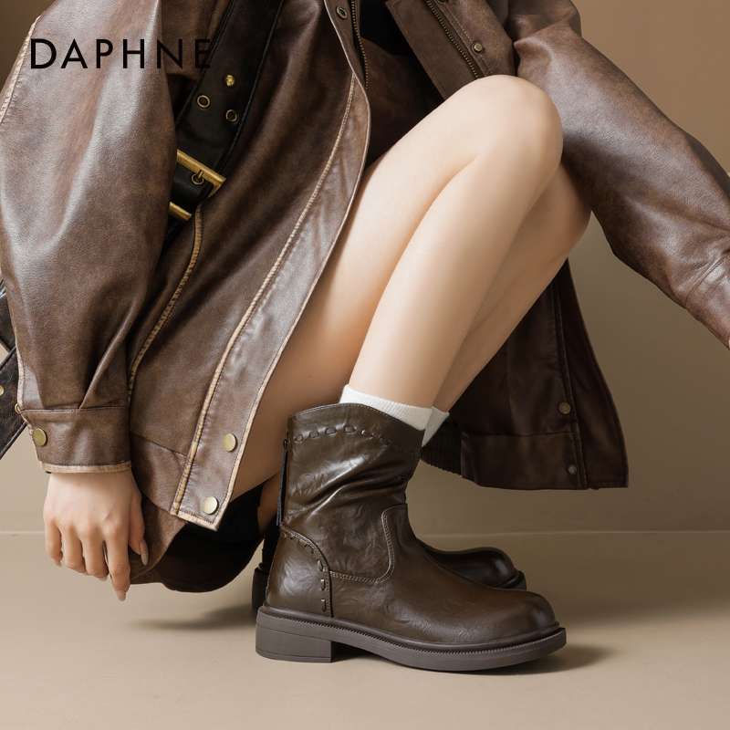 达芙妮2025新款复古英伦马丁靴女