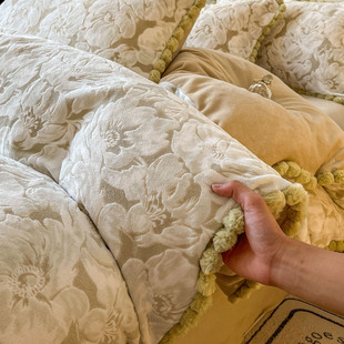 立体雕花绒球球四件套加厚保暖牛奶绒床单被套法兰绒高级感冬季