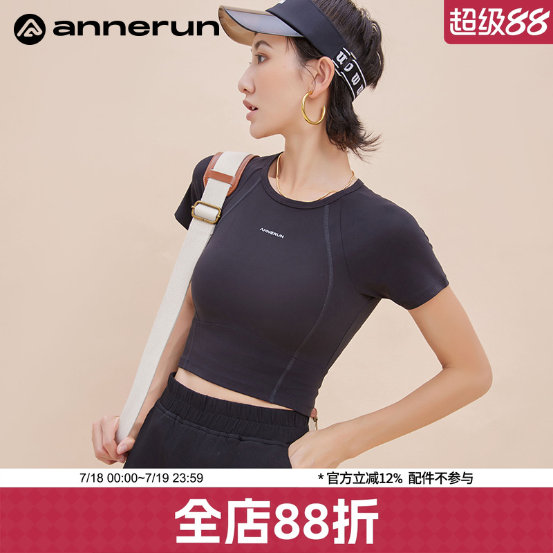 annerun圆领短款显瘦健身运动T恤