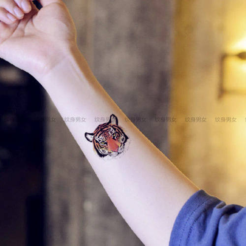 霸气彩色老虎头图腾纹身贴防水男女仿真手臂刺青虎年纹身贴