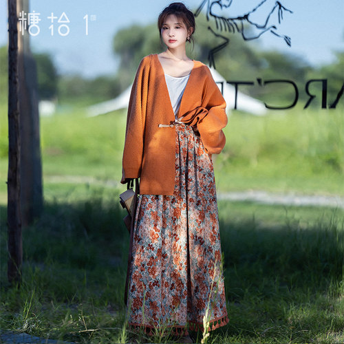 灯芯绒印花半身裙女秋季复古半裙