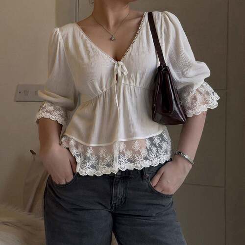 Elegant Lace Patchwork V-Neck Tie-Dye Fitted Crop Top Y2K