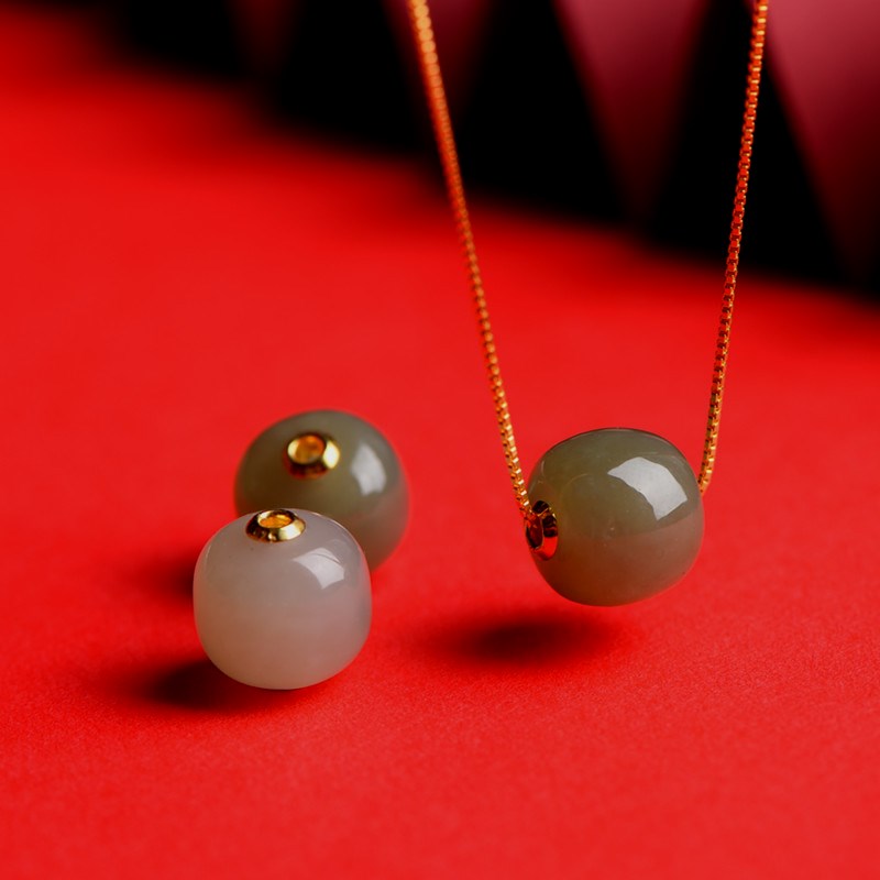 天然和田玉黄口项链吊坠锁骨链老型珠晴水料女生清新大气夏