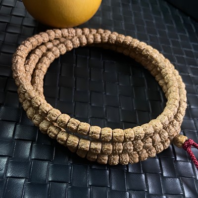 小金刚龙切佛手，佛手，尺寸5.5-8.0。规整度嘎嘎好。毕业文玩级