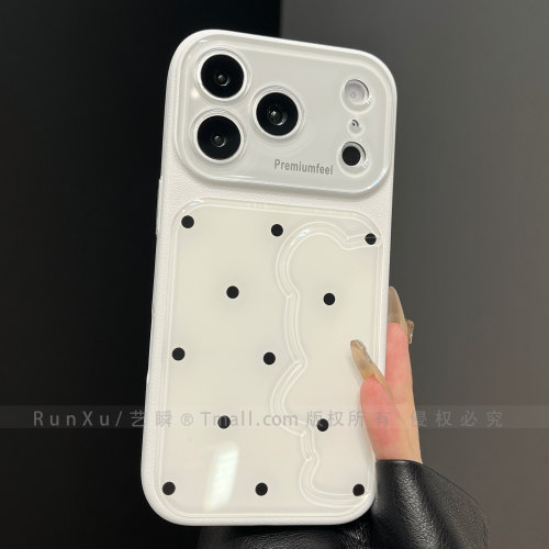 ins简约经典白底黑波点小熊适用苹果18ProMax手机壳新款iPhone17pro秒变大视窗16甜妹女款15皮纹14全包保护套