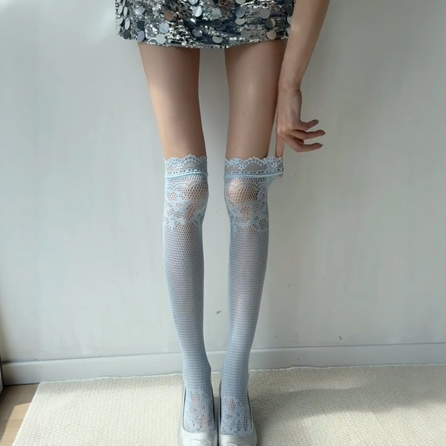 纯欲感拉满春夏镂空蕾丝过膝袜女
