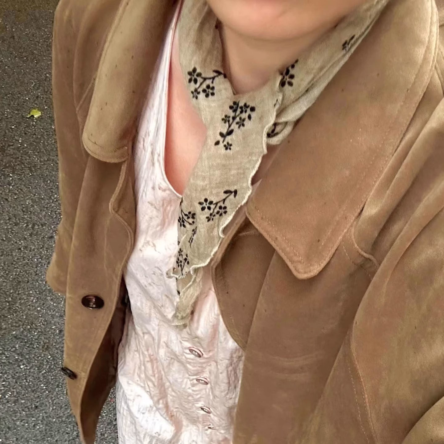 卡其色碎花～三角巾植绒法式包头美式复古菱形巾小围巾丝巾领巾女