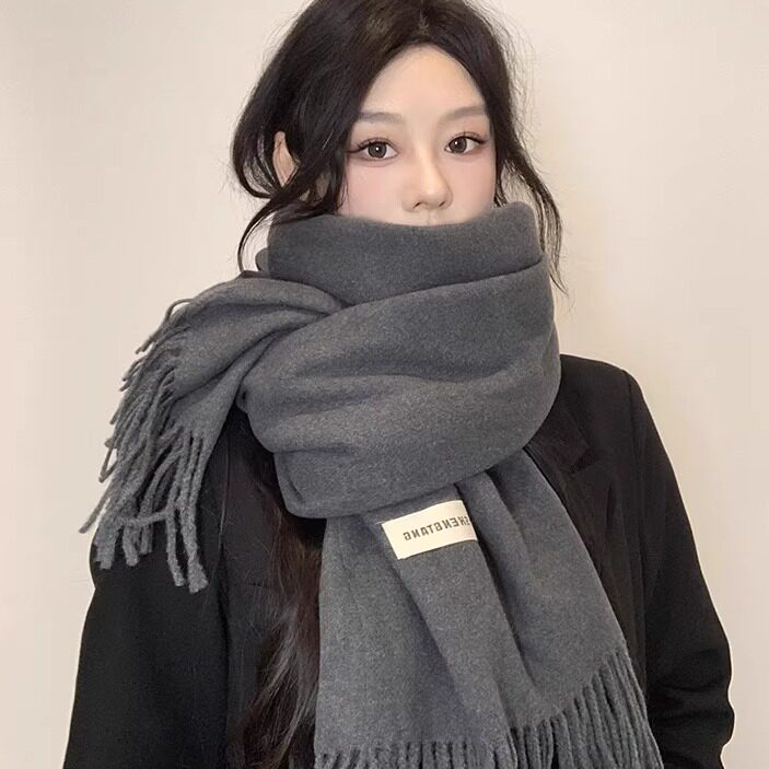 灰色高级感围巾女秋冬季新款纯色