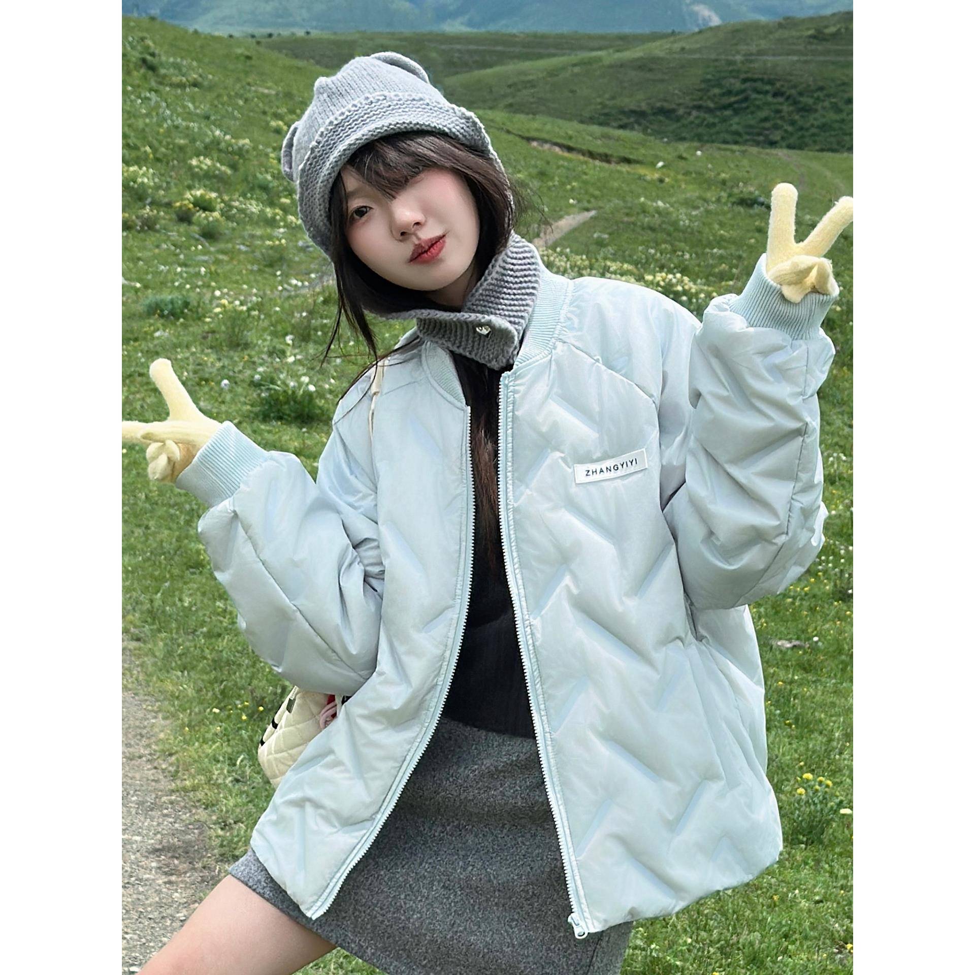 羽绒服女短款冬季2025年新款小个子轻薄白鸭绒百搭情侣棒球服外套