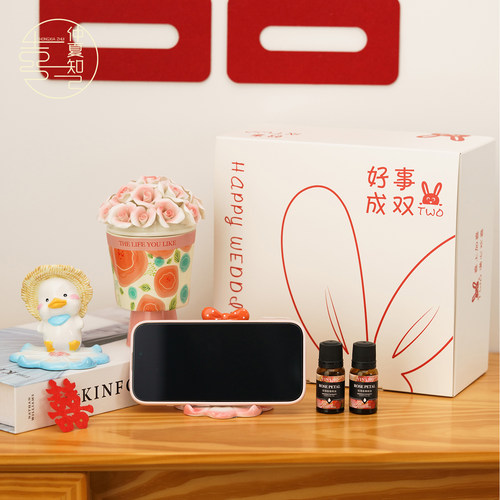 仲夏知己新婚礼物送新娘新人创意手机支架高级香薰礼盒送闺蜜姐妹