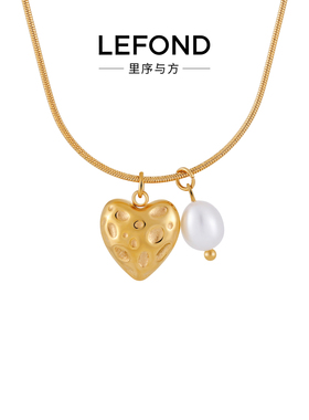 韩式简约爱心仿珍珠钛钢锁骨链