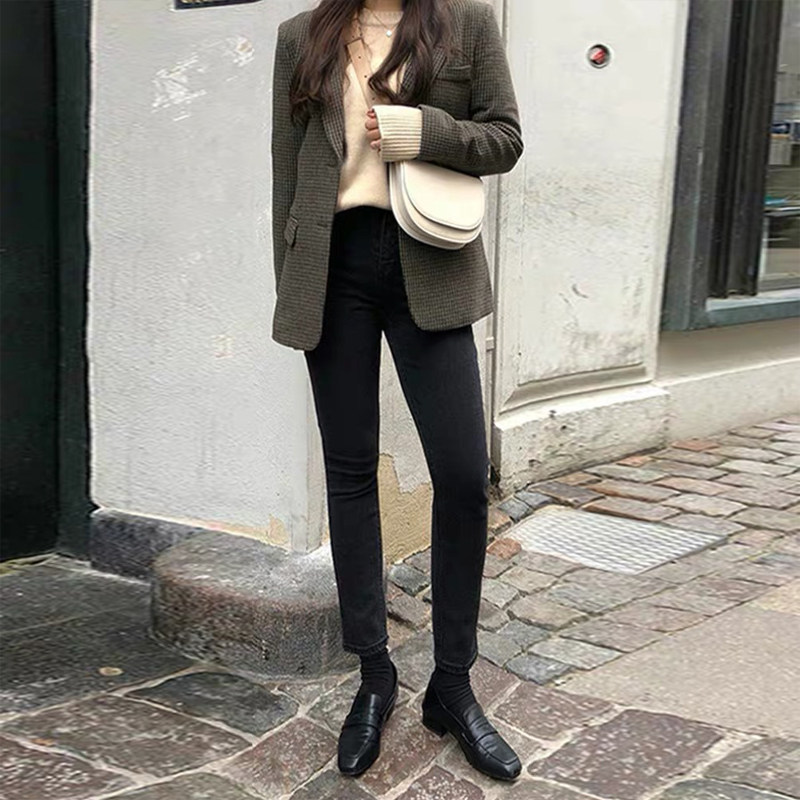 黑色烟管直筒牛仔裤女2020春秋新款显瘦百搭小个子八分九分长裤子