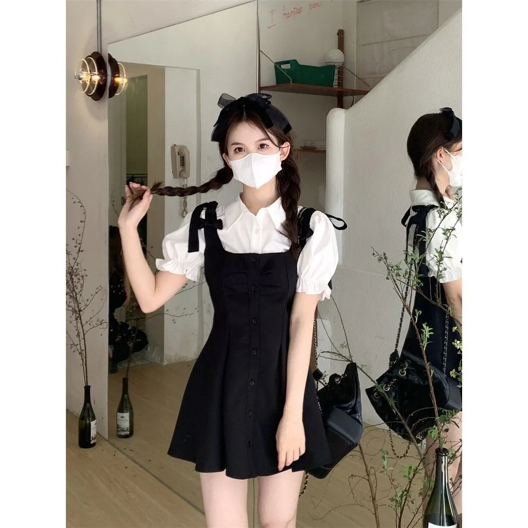 白色泡泡袖短袖衬衫女夏季新款蝴蝶系带收腰连衣裙背带裙子套装潮