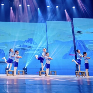 二度创作剧目同款月光光演出服儿童舞蹈服民族板凳舞道具表演服装