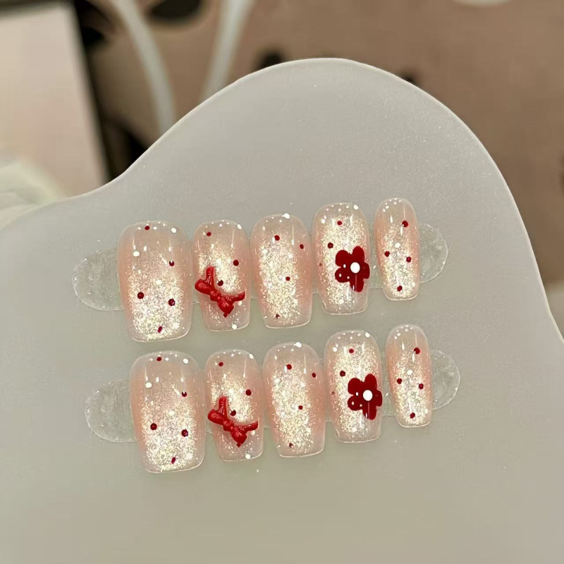 Maxfine红色波点穿戴甲短款蝴蝶结美甲贴片高级感显白指甲,彩妆/香水/美妆工具,穿戴甲/甲片,淘宝优惠券,粉丝福利购,淘宝优惠卷