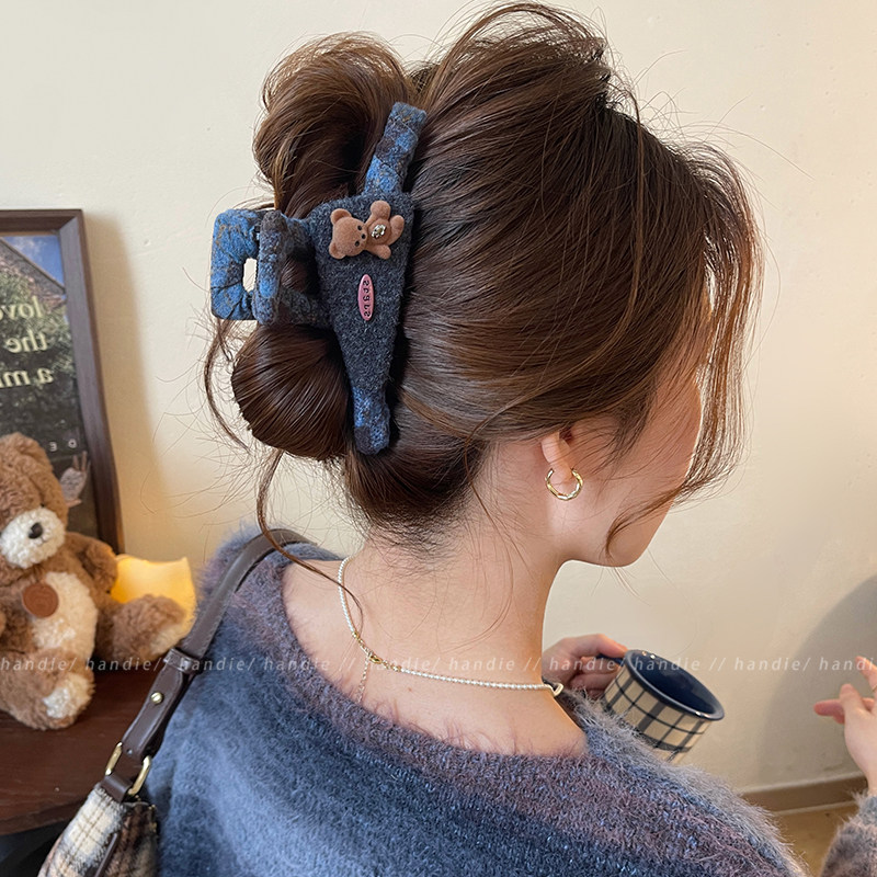 小熊格纹三角抓夹女高级感2025新款发夹鲨鱼夹后脑勺饱满百搭头饰,饰品/流行首饰/时尚饰品新,发饰,淘宝优惠券,粉丝福利购,淘宝优惠卷